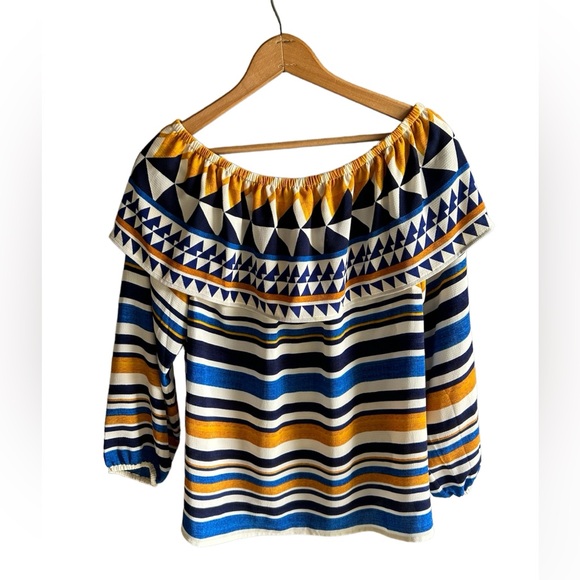 Chico’s Graphic Off-The-Shoulder Top Boho Triable Shirt, size medium - Picture 2 of 8